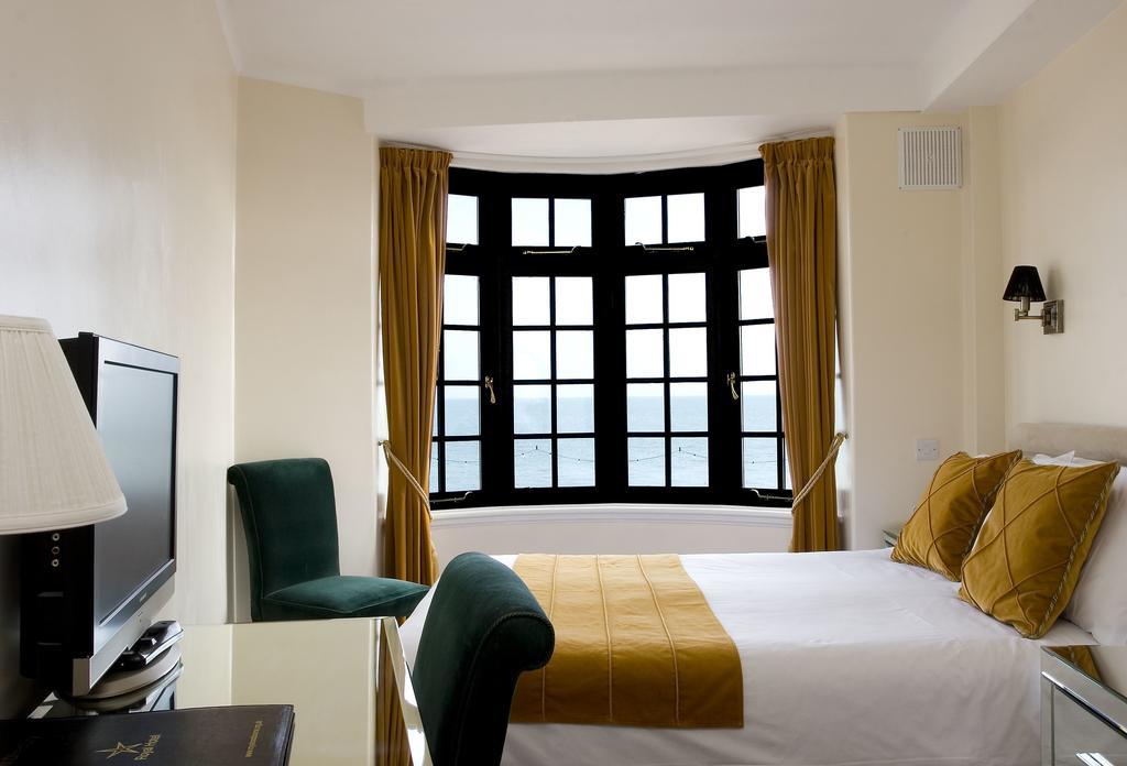Royal Hotel (Adults Only) Eastbourne Rum bild