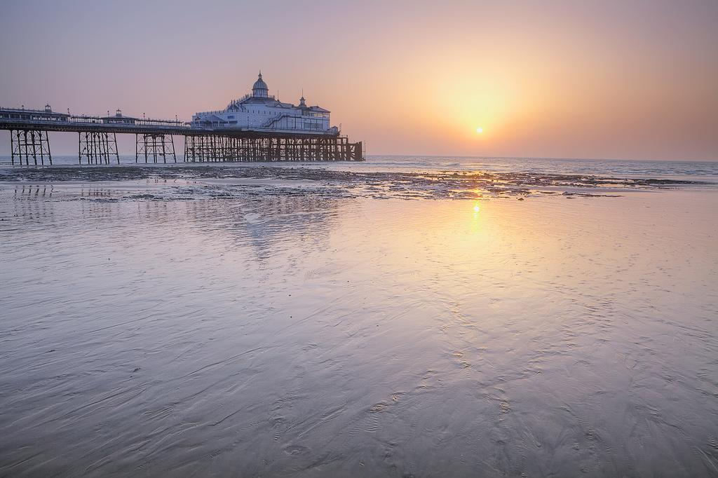 Royal Hotel (Adults Only) Eastbourne Exteriör bild